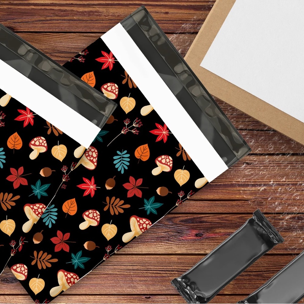 Autumn Mushrooms 🍄 10x13 Poly Mailers Pack of 25 - Picture 5 of 10